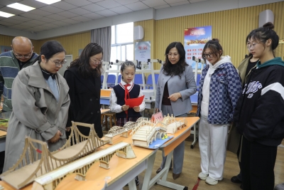 德州市实验小学第五届科技创新节开幕