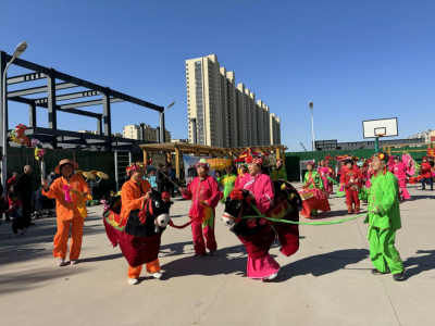 民生实事进行时 | 德城区天衢街道西长社区开展重阳节文化文艺活动