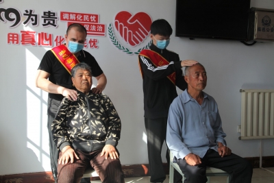 临邑县政协：情暖重阳 关爱老人