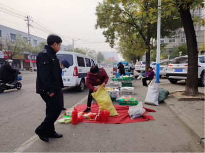 德城城管：加强日常监管强化校园周边经营秩序  
