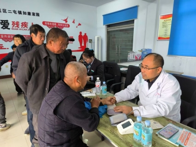 关注世界糖尿病日|德州宜岛康中医院到德城区二屯镇开展义诊