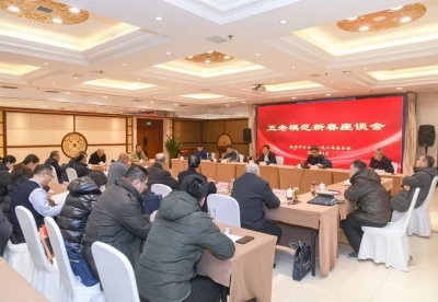 诗｜霍瑞珂：他们是一盏灯
