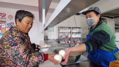 乐陵市花园镇：幸福食堂吃出幸福滋味