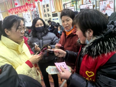 【我们的节日】德城区运河街道华兴社区举办元宵节主题活动