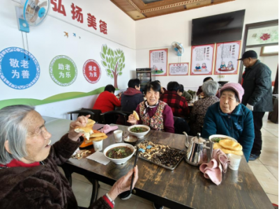 托起老年人“舌尖上的幸福” | 临齐街道幸福食堂开餐  60岁以上老人免费享用​