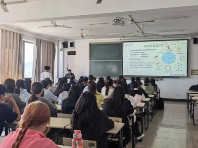 学健康知识 练急救本领——德州市中医院急诊科走进华宇工学院开展急救健康宣讲活动