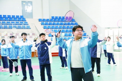 体育课选项走班 学生更爱运动 | 德州市开展学生体质强健计划，助力学生健康成长