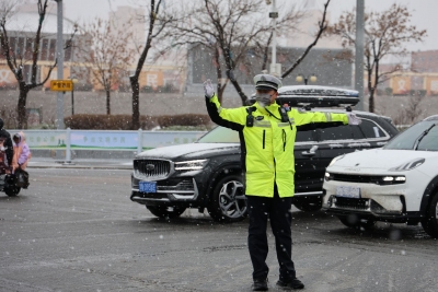 德州各级各部门以雪为令丨齐心协力  除雪保畅