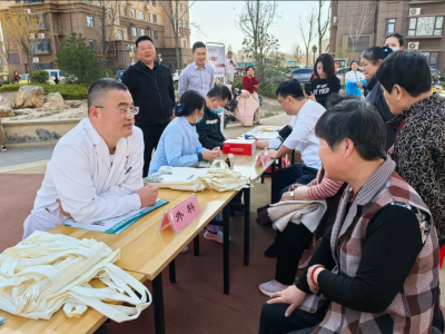乐陵市中医院中医社区行活动走进香邑水岸小区