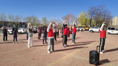 天衢新区宋官屯街道滨河社区开展八段锦培训活动