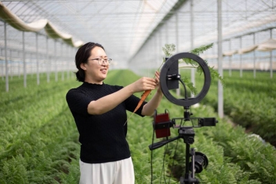 灼言｜当乡村“长”出“新农人”