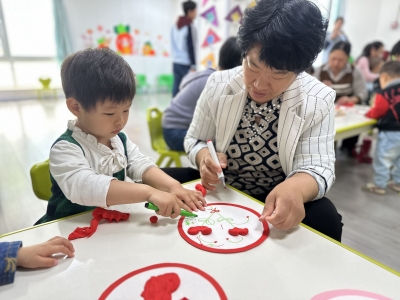 德州欢乐岛幼儿园：开展公益亲子营暨学前教育宣传月实践活动