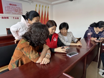 助力老年人拥抱智能生活丨金鼎社区启动“数字暖夕”公益项目