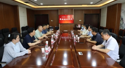 感谢全力救治心脏骤停学生！德州职业技术学院向德州市中医院赠送锦旗