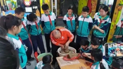 ​德城区举办小学数学跨学科项目化展示活动