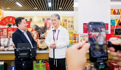 山东支部生活｜吃鸡界的传奇：“中华第一鸡”是怎么对上年轻人口味的？