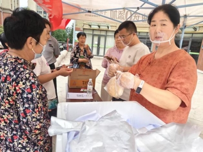 齐河县晏城街道永盛社区：开展“锅巴惠民行”活动