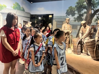 齐河县晏城街道永嘉、绿城社区开展劳模基地研学活动