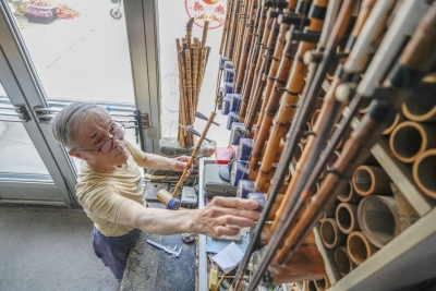 读图 | “琴痴”张立：精雕细琢 只为一把好琴