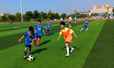 夏津县社区青少年足球联赛火热开赛