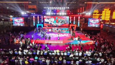 跨越海峡的Battle 两岸街舞高手德州上演巅峰对决