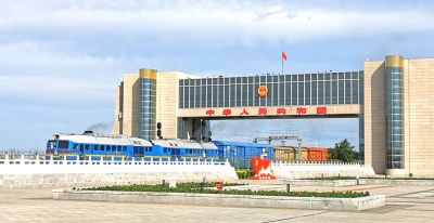 散文｜王建成：走近二连浩特