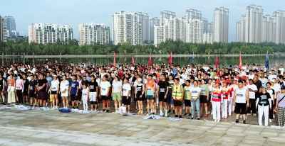 千余人开跑 | 天衢新区举办社区运动会全民健康跑活动