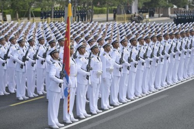 诗｜范恩露：观九三阅兵有感