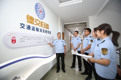 德报人物·听见 | 做执法“尖兵”和“五星教头”  讲述人：庞勇