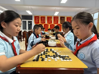 德州天衢新区弘德小学举办校园围棋精英赛