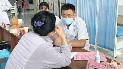 德州市中西医结合医院开展“服务百姓健康 传承中西医精华”大型义诊活动