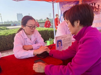 守护银龄健康 | 德州市中医院为老年人义诊