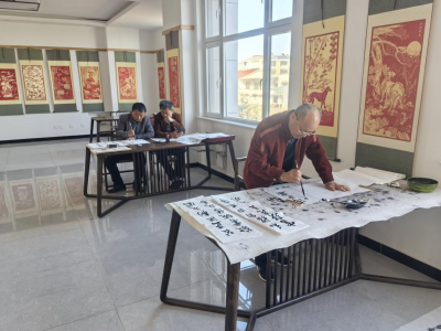 义渡口镇：开展“银发记忆 公益书法”公益培训