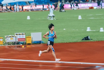 女子万米第四、五千米第五 | 德州小将刘慧茹闪耀全运会田径赛场