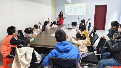 天衢新区宋官屯街道滨河社区开展“童心护粮 不负‘食’光”宣讲活动