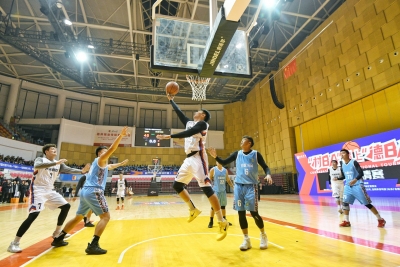 主场惜败！德州“德BA”65:71不敌贵州“村BA”劲旅