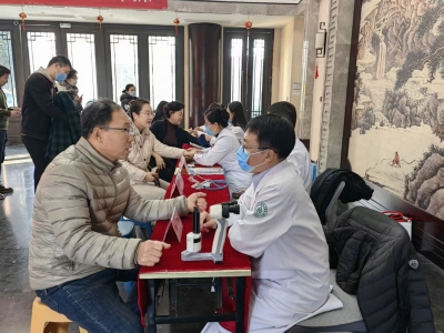 天衢新区宋官屯街道金河社区开展义诊活动