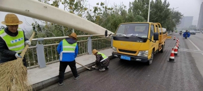 德州市政：织密冬季出行安全网  