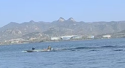 诗｜张玲：雪野湖一景