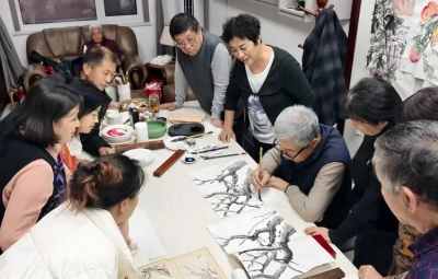 鄃城花开四季春，师竹墨香聚知音 / 栾福广