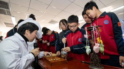 科普答疑 护航青少年健康过冬 | 首儿所德州儿童医学中心“医心护航・青苗计划”活动专场走进崇德中学