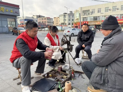 一条腿支撑，王志强做过裁缝、修过家电、当过建筑工——“一天挣不了150元，我对自己就不满意”