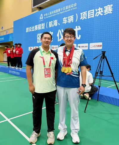 体育先锋故事·光辉之下 |  李志洋：17年热爱 为梦想“续航”