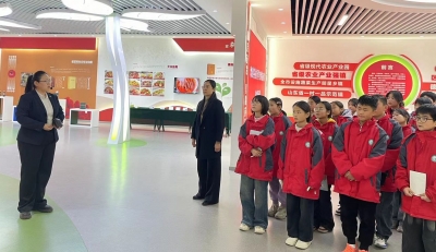 临南镇中心小学开展科普研学游