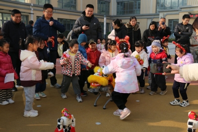 非遗润童心 科技添雅趣 | 德州天衢新区第一实验幼儿园举行元旦亲子游园活动