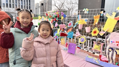 天衢新区安澜人才澜月幼儿园：主题艺术画展迎新年