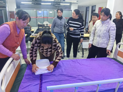 天衢新区养老护理培训班在德州市家政服务产业园举办