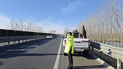 2026年元旦假期，23.8万余辆次车辆平安过境德州高速