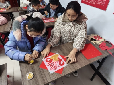 【文化社区建设】天衢新区宋官屯街道江南水郡社区：拓福迎新春 童心传民俗