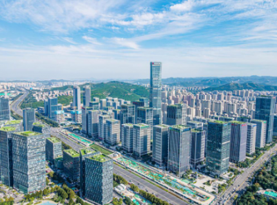 时政眼｜一场“自己人”之间的恳谈会，如何聊出发展之机、信心之源？